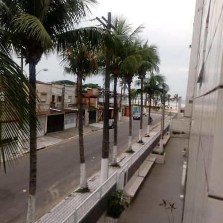 Kitão pé na areia na Vila Mirim - Praia Grande/SP Praia Grande (Santos) Exterior foto